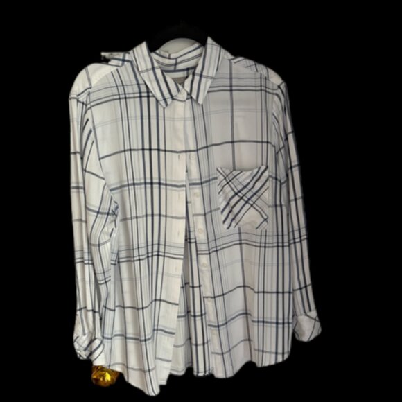 SALE!  Chicos Long Sleeve Plaid Shirt Size XL (3) - Picture 1 of 1